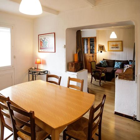 Gite Rue Tranquille Padern 外观 照片