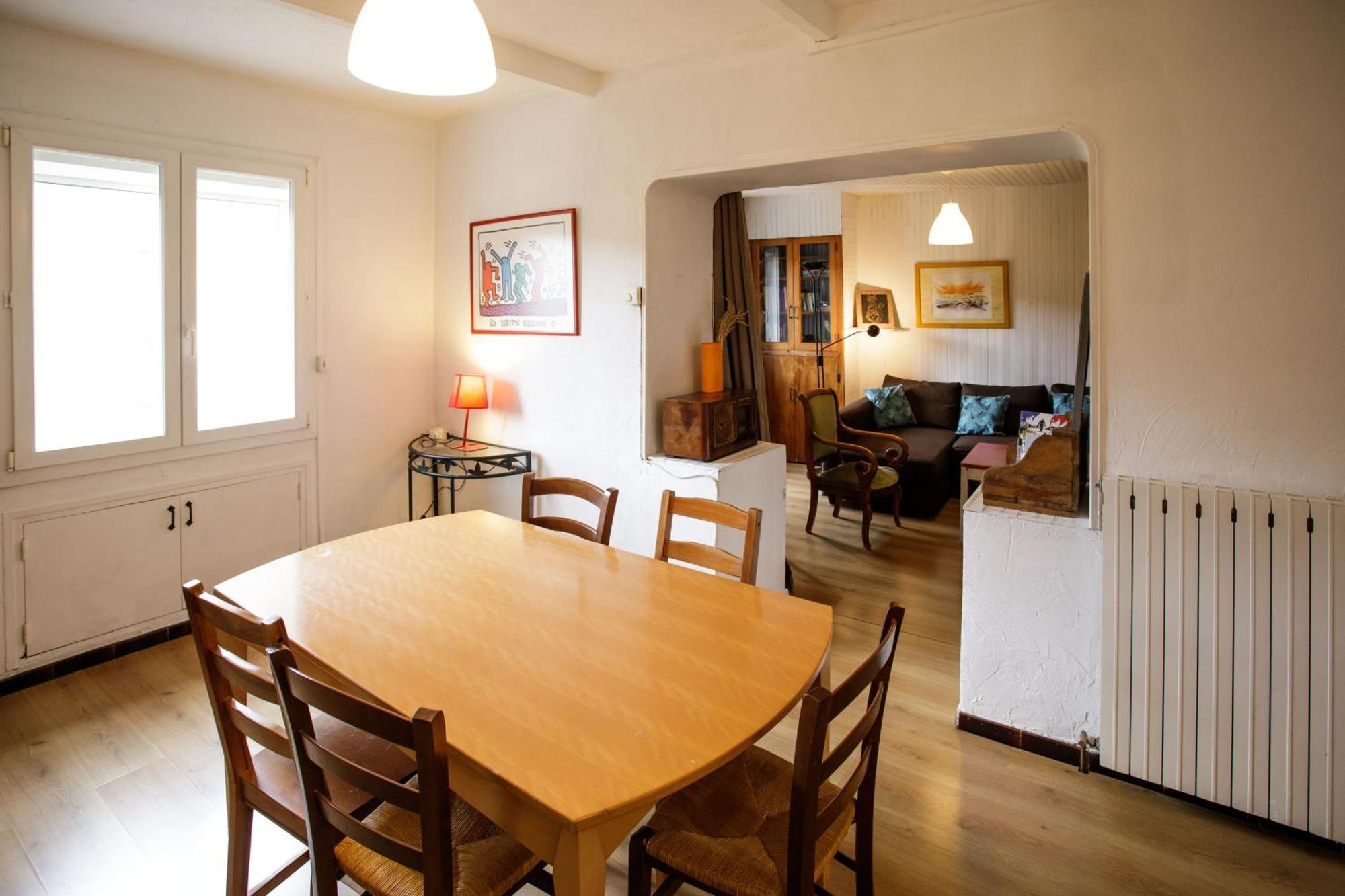 Gite Rue Tranquille Padern 外观 照片